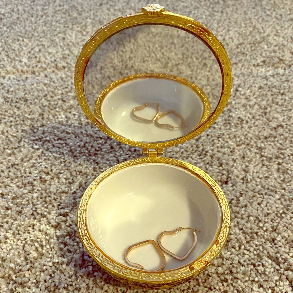 10k heart shaped hoop earrings